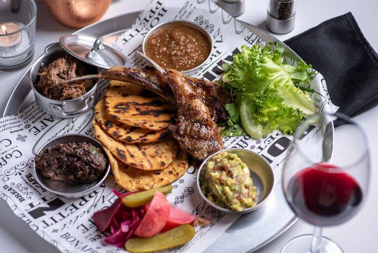 מסעדת סקיילין במלון גני ירושלים