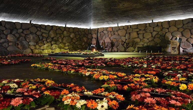 evt-yadvashem-yomhazicaron.jpg