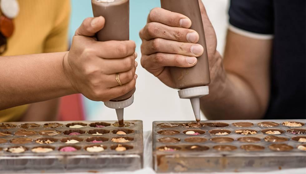 צילום של מתפנקים עם שוקולד בוטיק ביער הקקאו