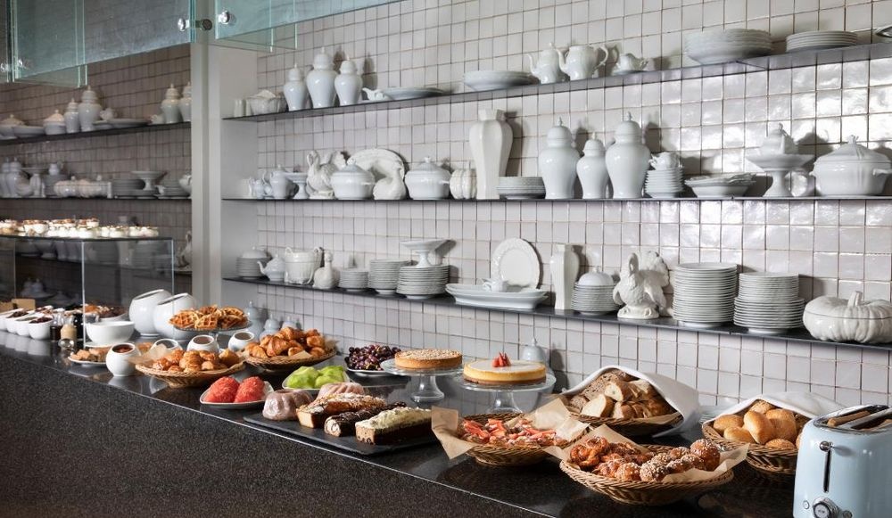 צילום של מסעדת בולרום במלון ממילא