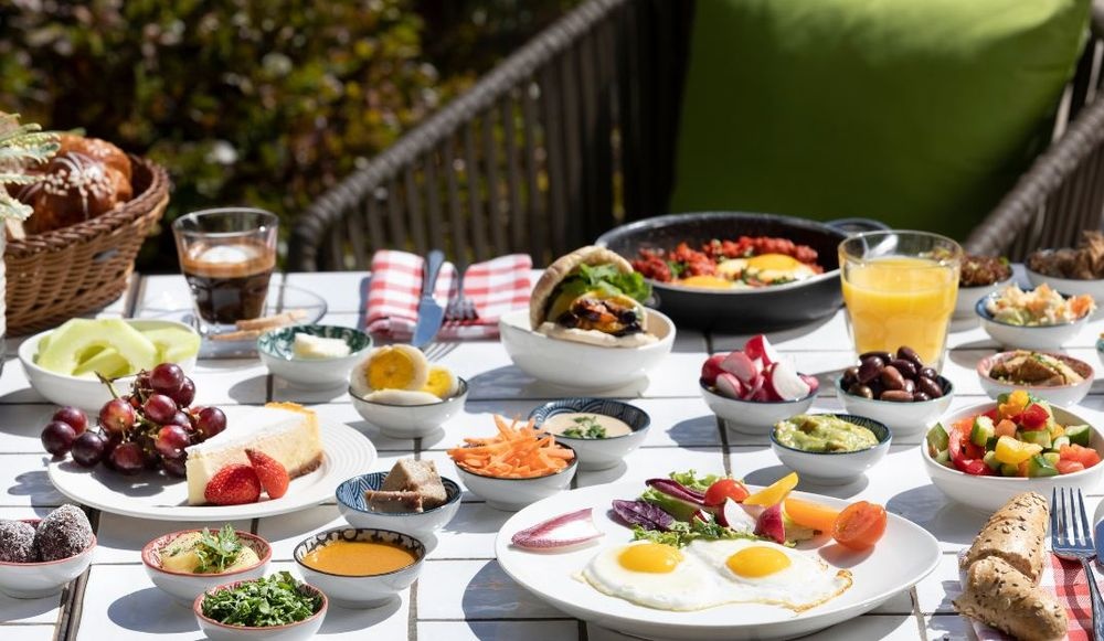 צילום של מסעדת בולרום במלון ממילא