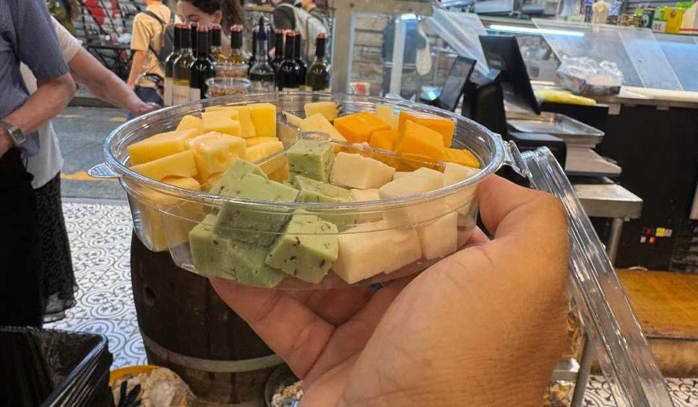 צילום של  שוק ללא גלוטן: סיור ללא גלוטן בשוק מחנה יהודה עם ירושלים מחוץ לקופסה