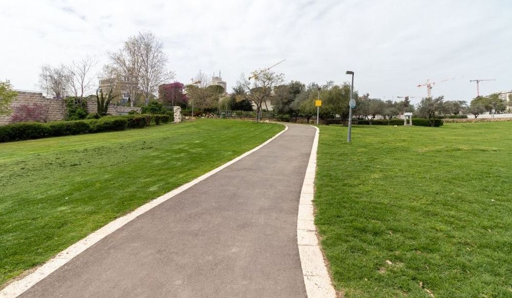 צילום של גן סאקר