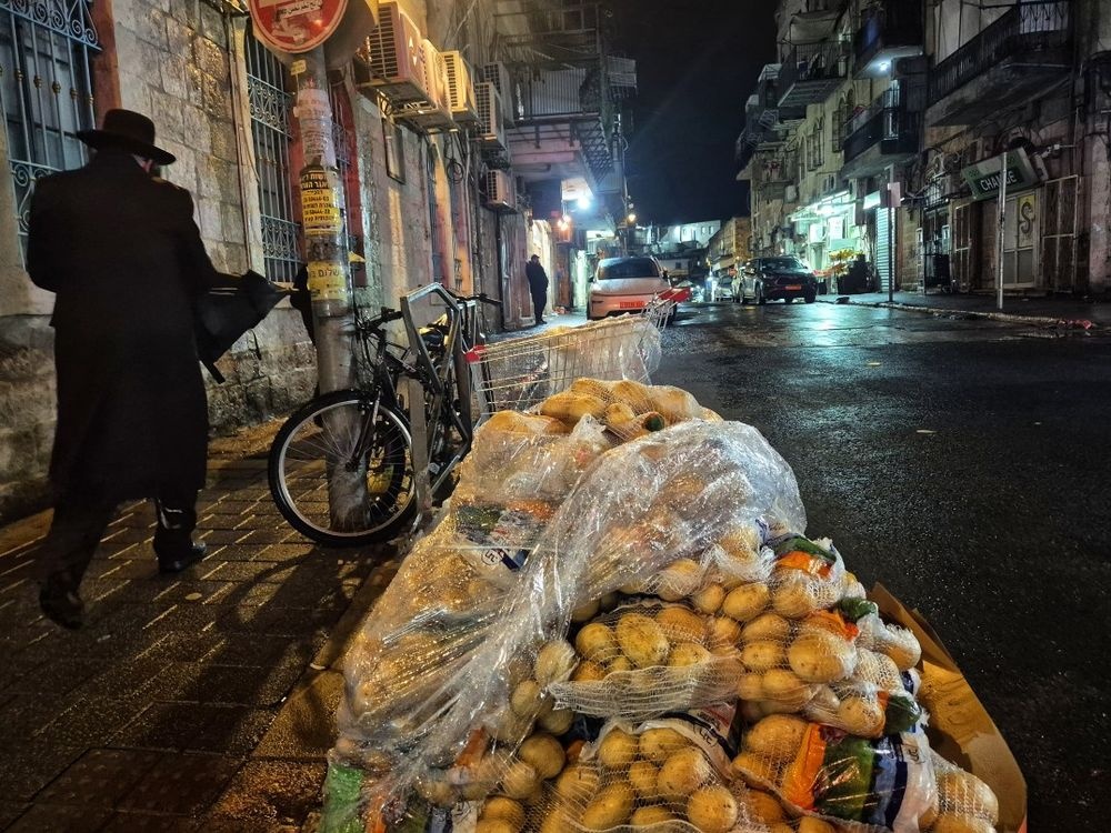 צילום של מאה שערים - לא מה שחשבתם