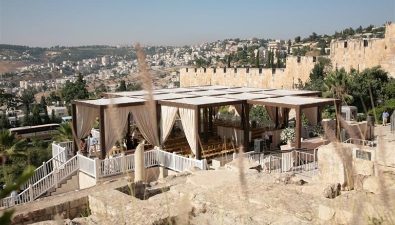 צילום של מערת צדקיהו