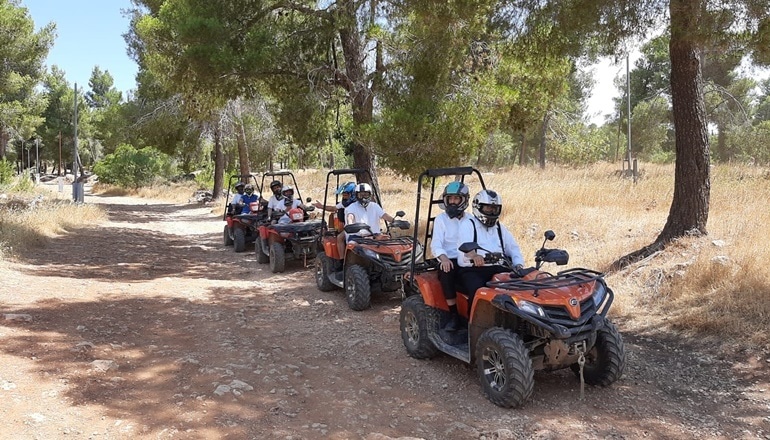 צילום של טרקטורוני האגם