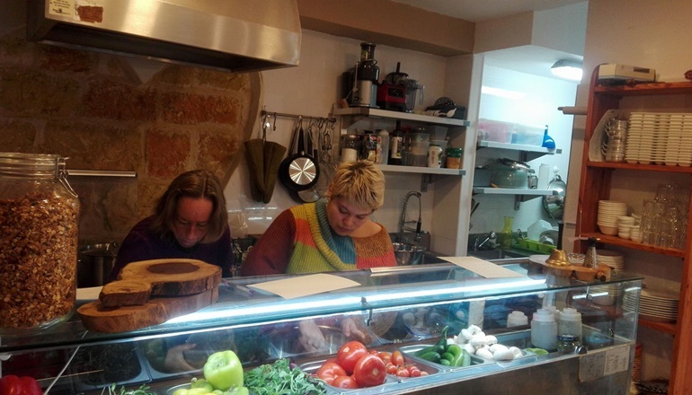 צילום של מסעדת עין כרם המתוקה