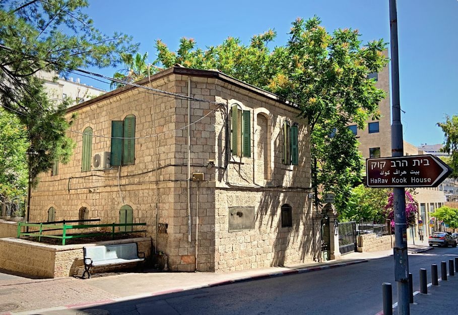 צילום של "הצבי" הסיפור האמיתי: סיור בעקבות הסדרה "הצבי"