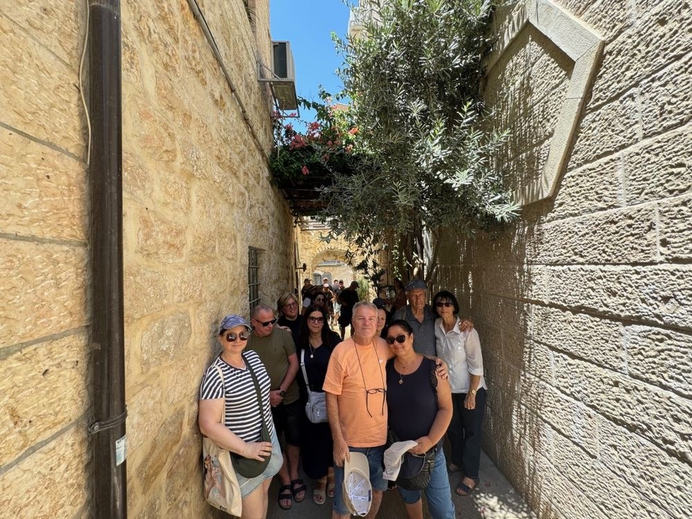 צילום של כתות בירושלים: הסודות האפלים של מרכז העיר