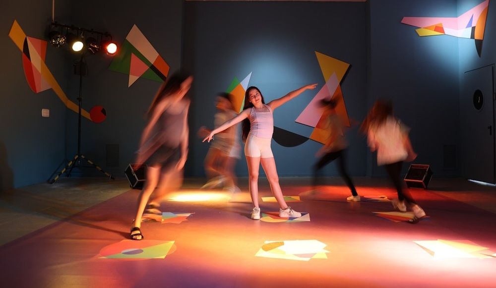 צילום של תערוכת "הכל על הקול" במוזיאון המדע