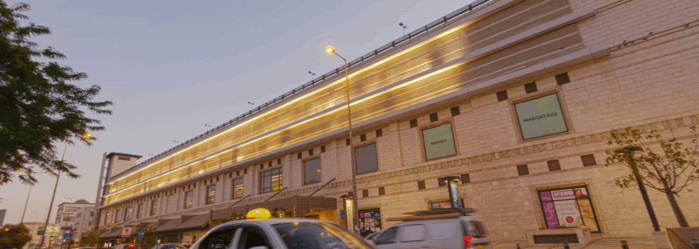 photo of A popular mall in South Jerusalem