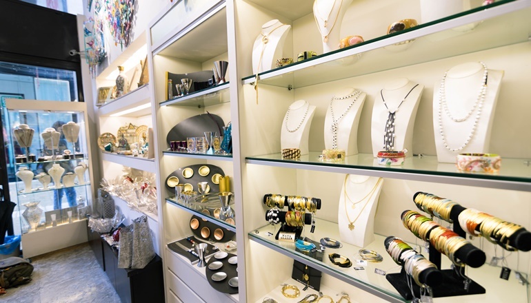 photo of Set Gifts – Mamilla Mall