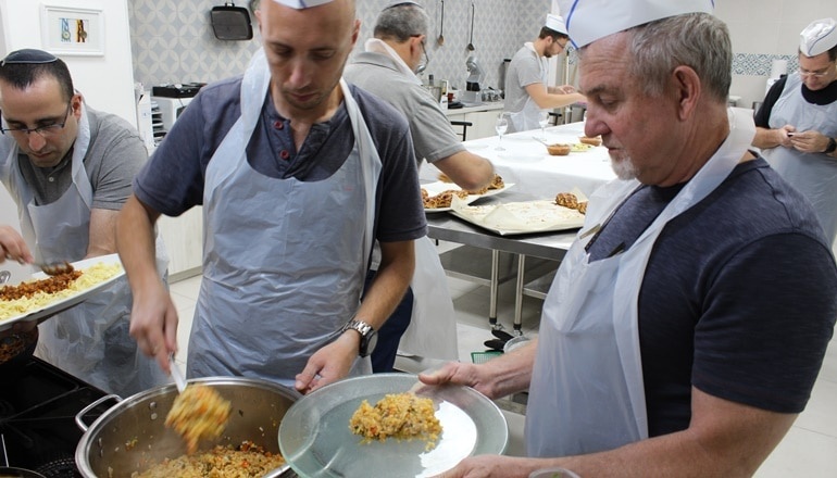 צילום של מכללת טעמים - ימי גיבוש וסדנאות בישול בצוות