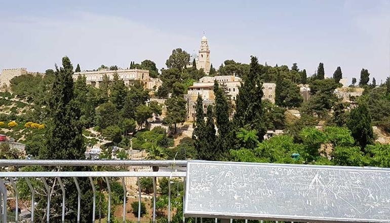 בעקבות היציאה מהחומות: סיור חווייתי במשכנות שאננים ונחלת שבעה