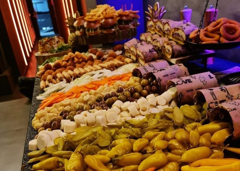 צילום של ארוחות שף במתחם האירועים של קיקס